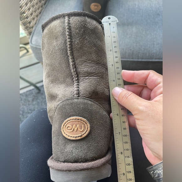 Emu Brown Boots. Brand New. W8 - Picture 4 of 6